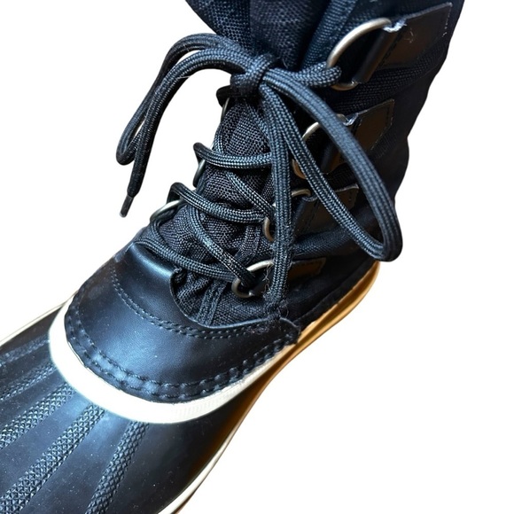 Sorel Women's Carnival Waterproof Winter Boot- Size 9 - Picture 7 of 9